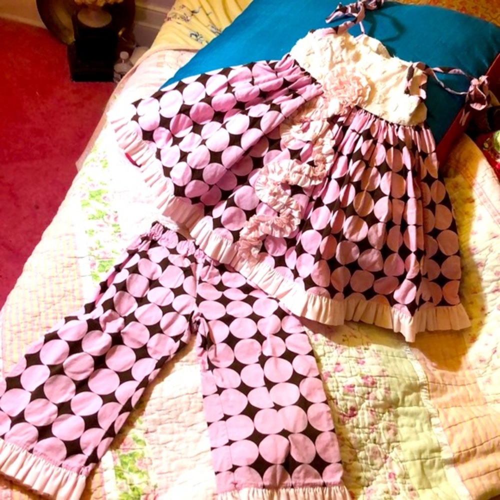 Boutique Ruffle 2 pc - Picture 4 of 12